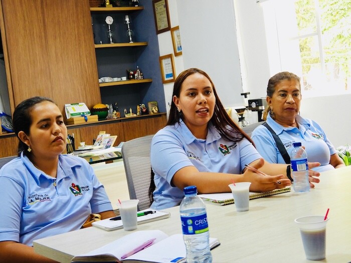 Secretaría de la Mujer fortalece proyecto Forjando Libertad