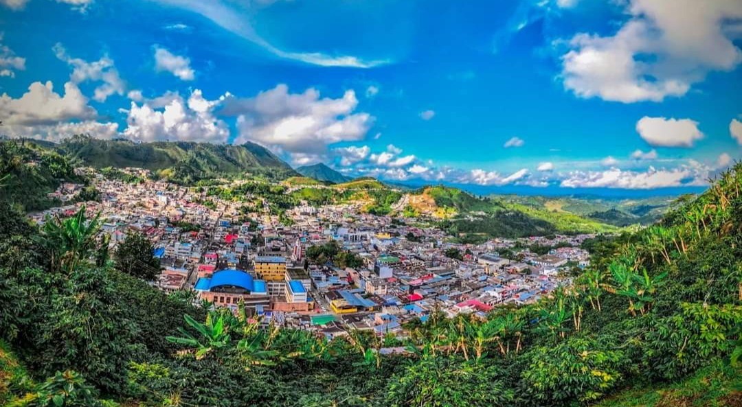 Tapa Roja presente en la Primera Exposición Equina grado B en Fresno