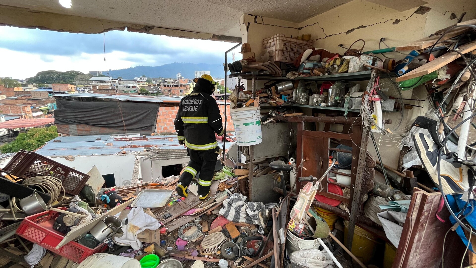 Fuerte explosión en un expendio de pólvora en Ibagué