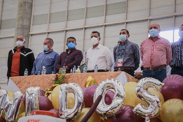 Gobernación del Tolima entrega maquinaria e insumos agrícolas en El Líbano