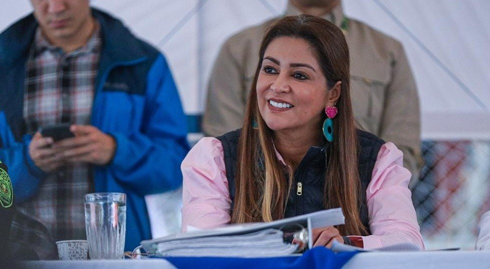 Gobernadora del Tolima insiste que gobernadores estén en mesa de diálogo con disidencias