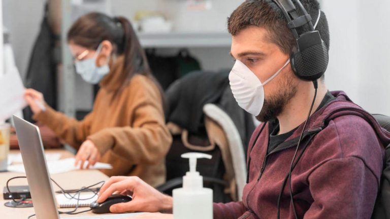 Gobierno subsidiará a empresas que contraten jóvenes