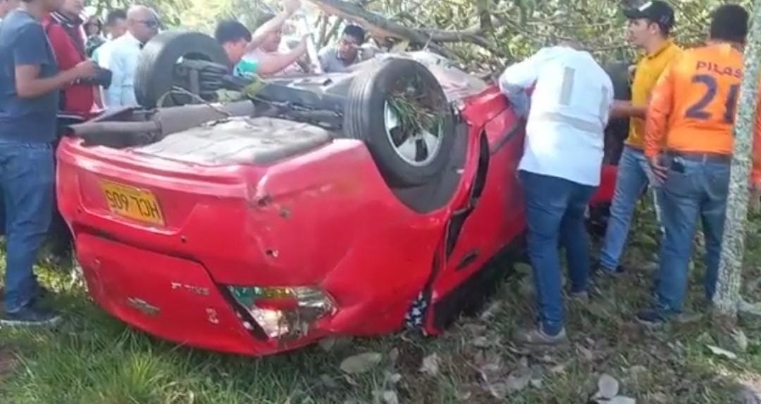 Grave accidente en la vía Ibagué - El Espinal dejó un hombre muerto y otro herido