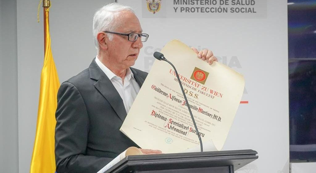 Jaramillo desmintió supuesta falsificación de sus estudios en Suecia