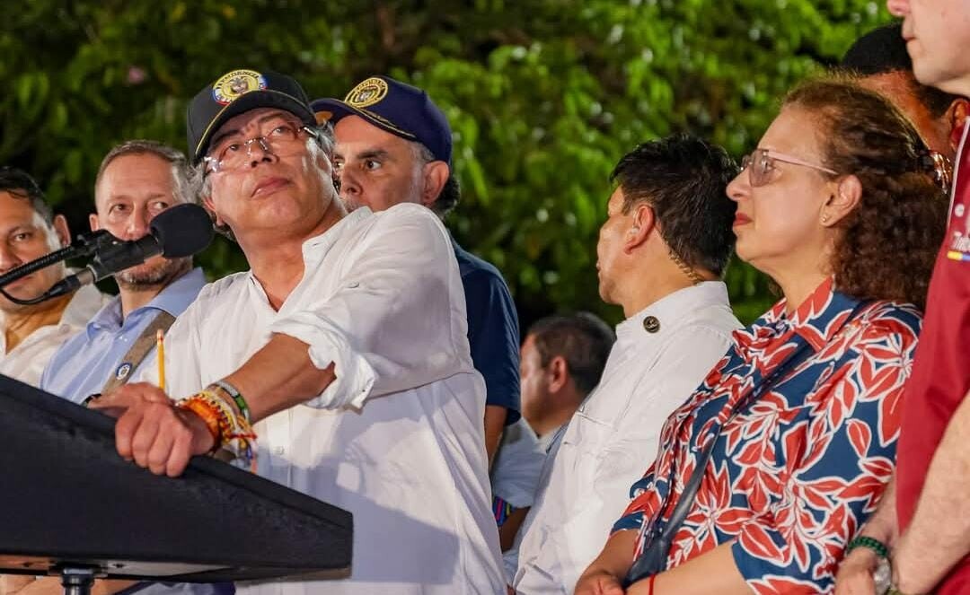 El 57 % de los colombianos apoya la consulta popular, según encuesta