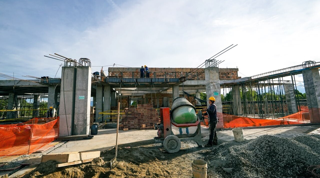 Obras del nuevo Hospital San Juan Bautistas de Chaparral avanzan al 41%