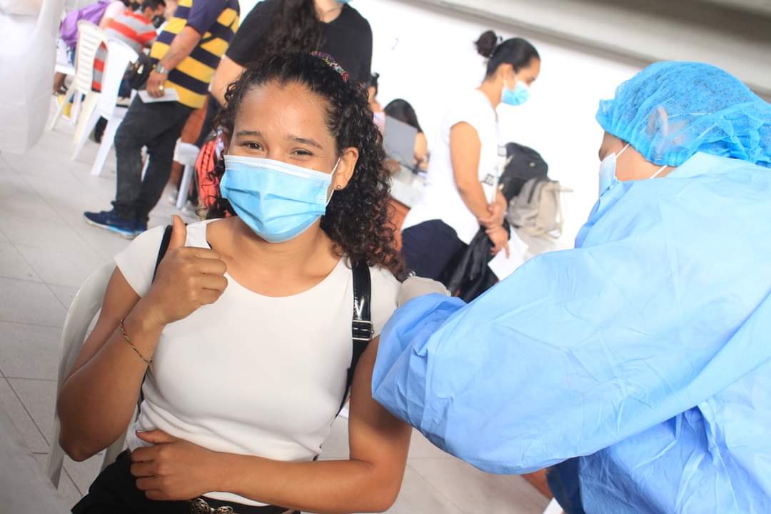 Ibagué inicia la vacunación contra el covid-19 en personas desde los 20 años