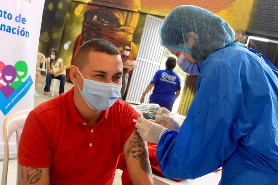 Ibagué inicia la vacunación contra el covid en personas desde los 25 años