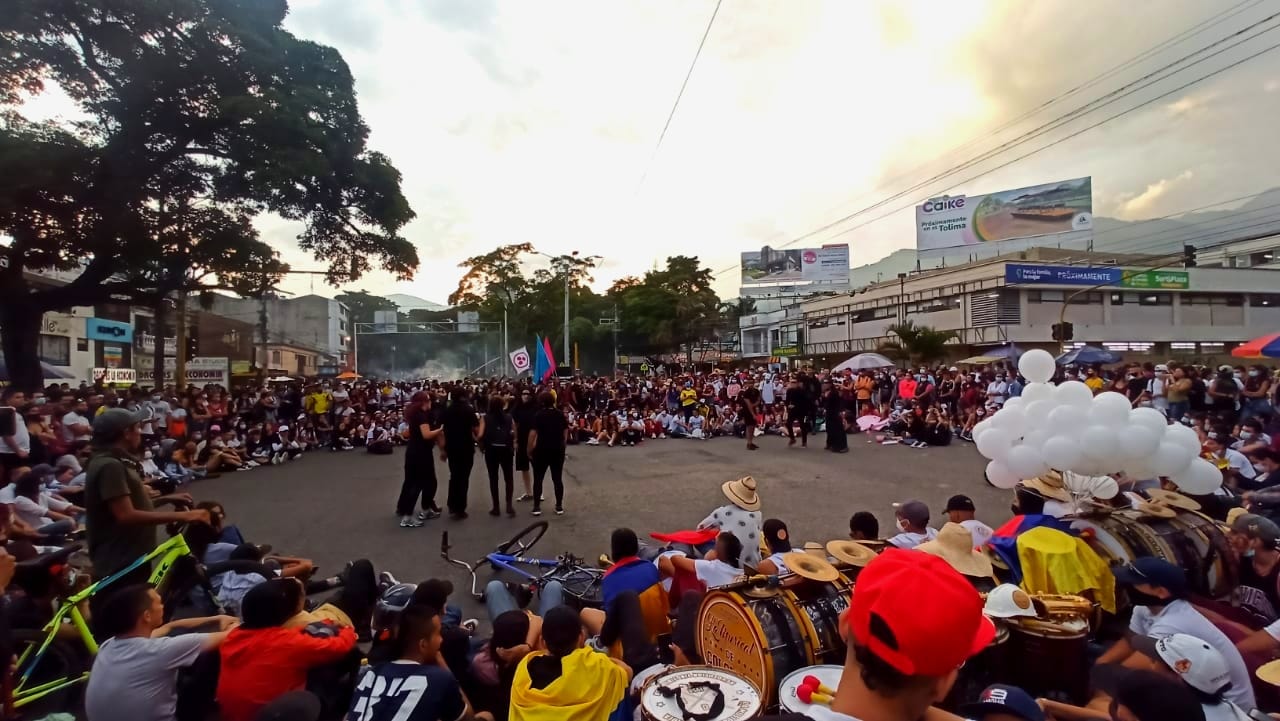 Ibagué llegó a los 10 días en paro con una movilización cultural