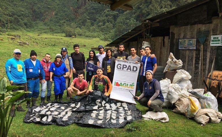 Casi 300 kilos de basura fueron bajados del Nevado del Tolima