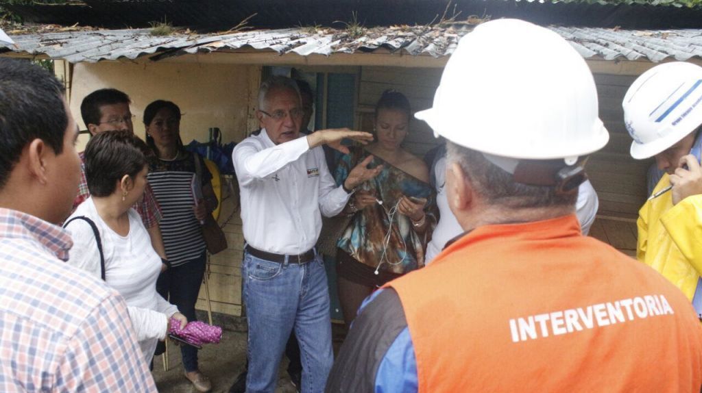 Demolieron predio que obstaculizaba obras de la vía al Aeropuerto Perales