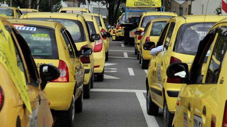 Botones de pánico para dos mil taxis de Ibagué 