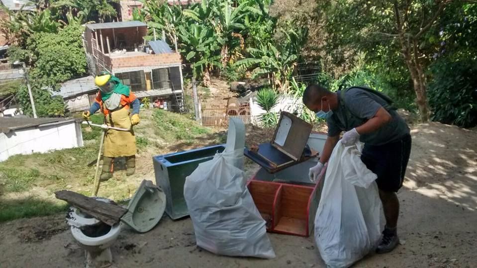 18 toneladas de escombros y material vegetal fueron recogidas en el cerro Pan de Azúcar