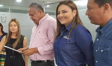 El Gobernador del Tolima posesionó nueva directora de Salud Pública de la Secretaría de Salud Departamental