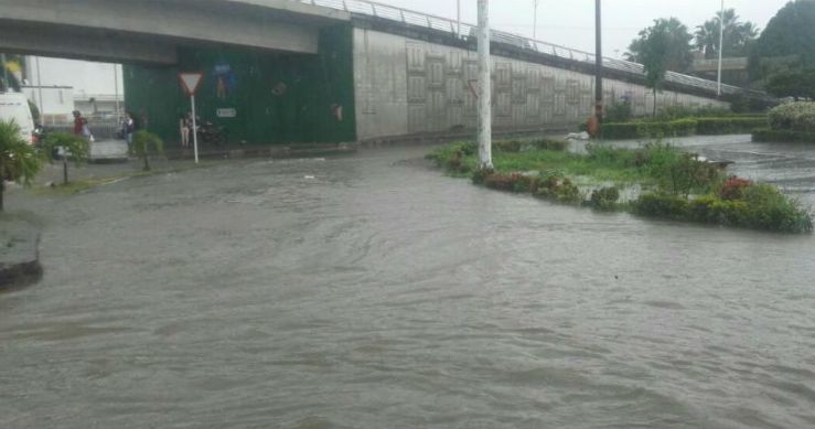 Organismos de socorro atendieron emergencias por inundación en 18 barrios