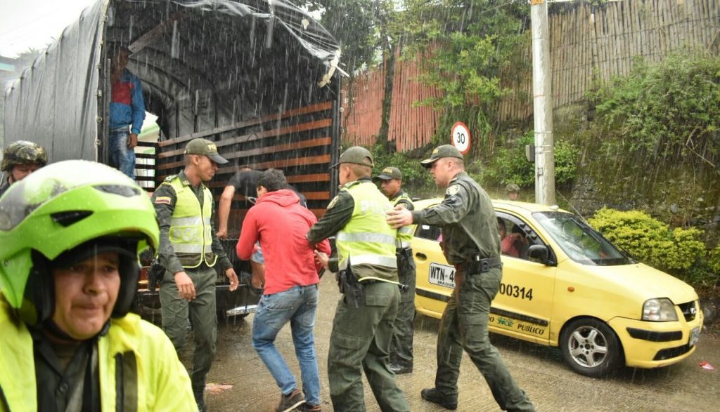 312 integrantes de la fuerza pública intervinieron el barrio El Bosque