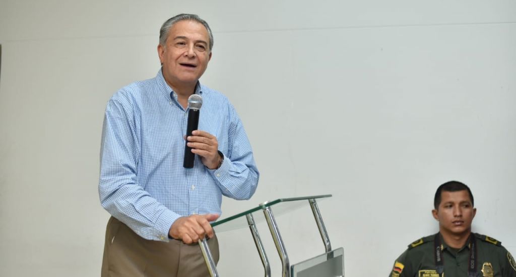 El EPL es una organización de narcotraficantes: general Oscar Naranjo