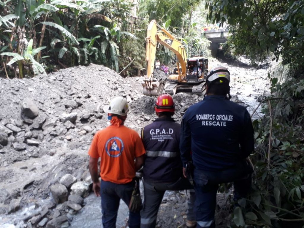 Continúa búsqueda del cuerpo de menor desaparecida en la quebrada Curalito de Cajamarca
