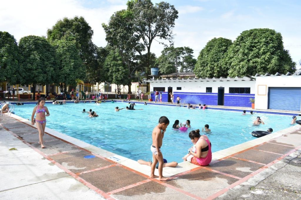 IMDRI habilitó al público la piscina del Topacio