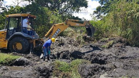 Solucionado problema de taponamiento de colector de la Av. Ferrocarril de Ibagué