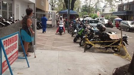 Alcaldía reglamentó el uso de 1.300 zonas de estacionamiento en vía pública