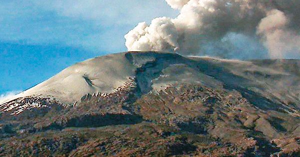 Servicio Geológico recomendó a los departamentos de Tolima y Caldas extremar medidas debido a cambios en el Nevado del Ruiz