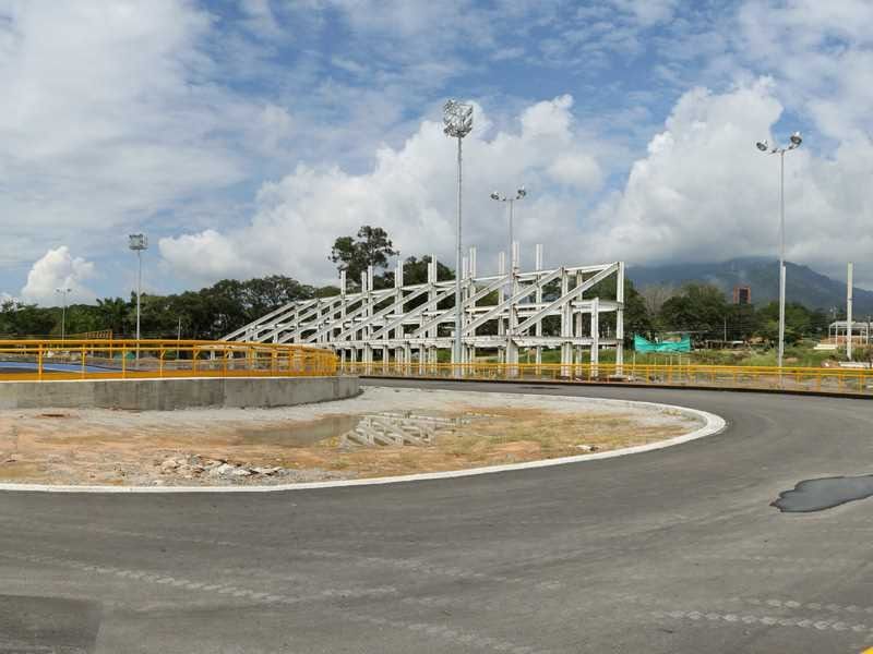 Desiertas licitaciones para construir pistas de atletismo y patinaje del Parque Deportivo