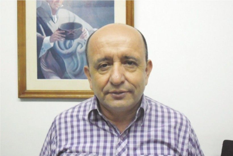 Escoger los candidatos liberales por encuestas, propone el diputado Reyes