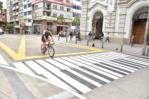 Más de 600 vías principales y barriales han sido señalizadas por la Alcaldía
