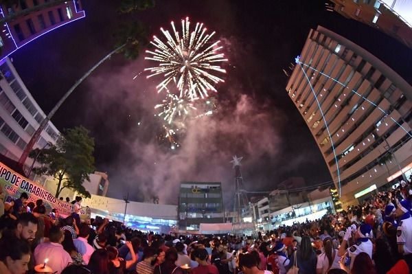 Divididas opiniones sobre los 2 millones de bombillos que iluminarán a Ibagué  en la Navidad