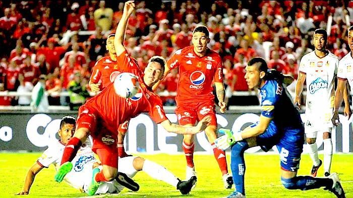 Un primer tiempo para olvidar