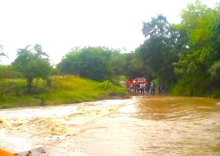 En alerta organismos de socorro tras desbordamiento de una quebrada en Natagaima