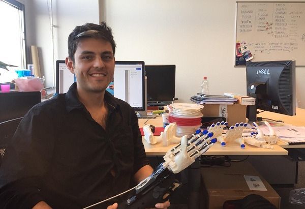 Personas en condición de discapacidad podrán acceder gratis a prótesis de manos