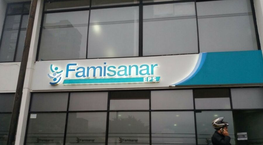 Paciente con cáncer pide medicamentos a Famisanar