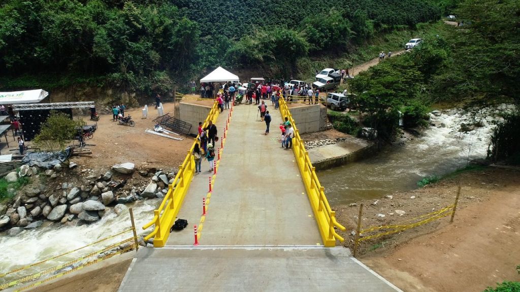 Fue inaugurado el nuevo puente que comunica a Ibagué con Anzoátegui