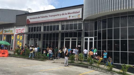 72 deudores de multas de tránsito recibieron descuento del 70 % en intereses por mora