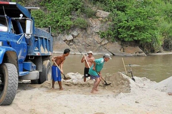 Cortolima levanta provisionalmente medida preventiva en áreas de explotación de arenas y gravas en el Río Cucuana.