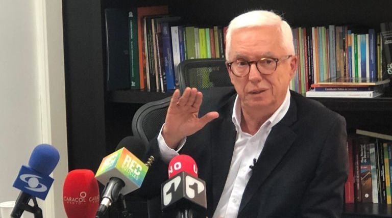 Bonos Carrasquilla violaron la ley: Contraloría