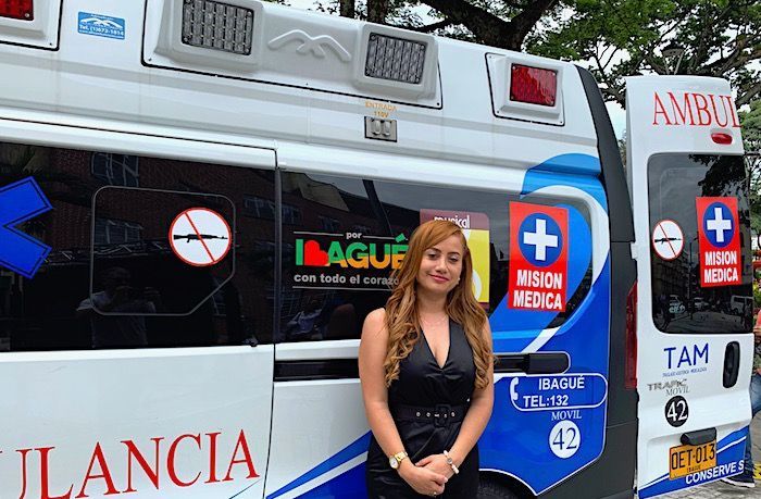 Alcaldía lanzó sistema de emergencias médicas y entregó 5 ambulancias