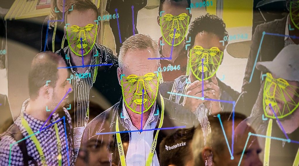 El estado policivo, la alucinación necesaria