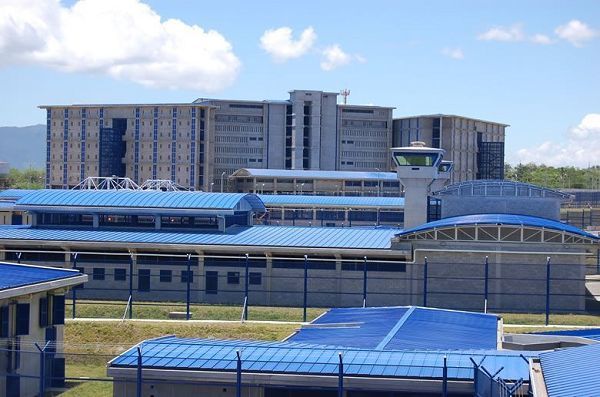 499 internos en riesgo por hacinamiento en la cárcel de Picaleña