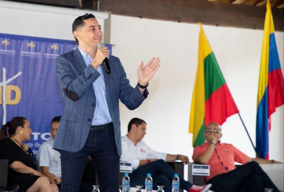 No se suben al bus de Andrés Fabián Hurtado