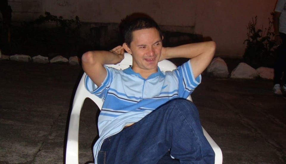 Emilianito reclama a sanidad militar, terapias pañales y alimentación