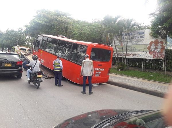 Por fallas técnicas y emisión de gases, 304 vehículos fueron inmovilizados