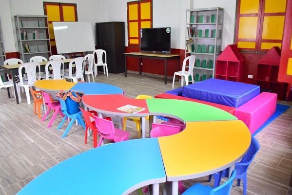 Alcaldía ha invertido 3 mil 978 millones en renovación demobiliario escolar de Ibagué