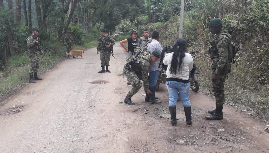500 hombres del Ejército hicieron presencia en vías del Tolima, durante puente de San Juan