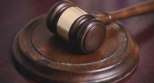 Cárcel a  homicida de su  esposa y huye de la justicia