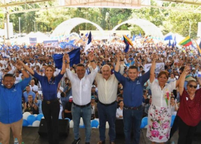 Conservadores se adelantan en la contienda por alcaldías