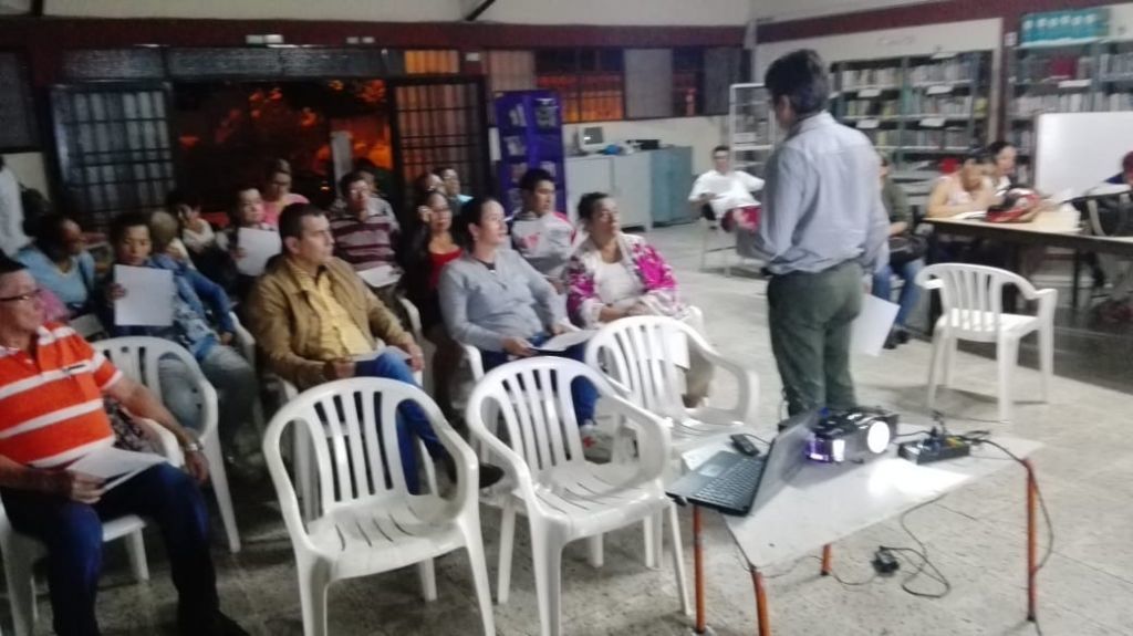 Más de 400 líderes ibaguereños fueron titulados como Conciliadores de paz