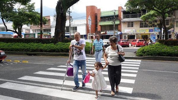 Familiares de fallecidos en accidentes de tránsito reciben apoyo psicológico y jurídico